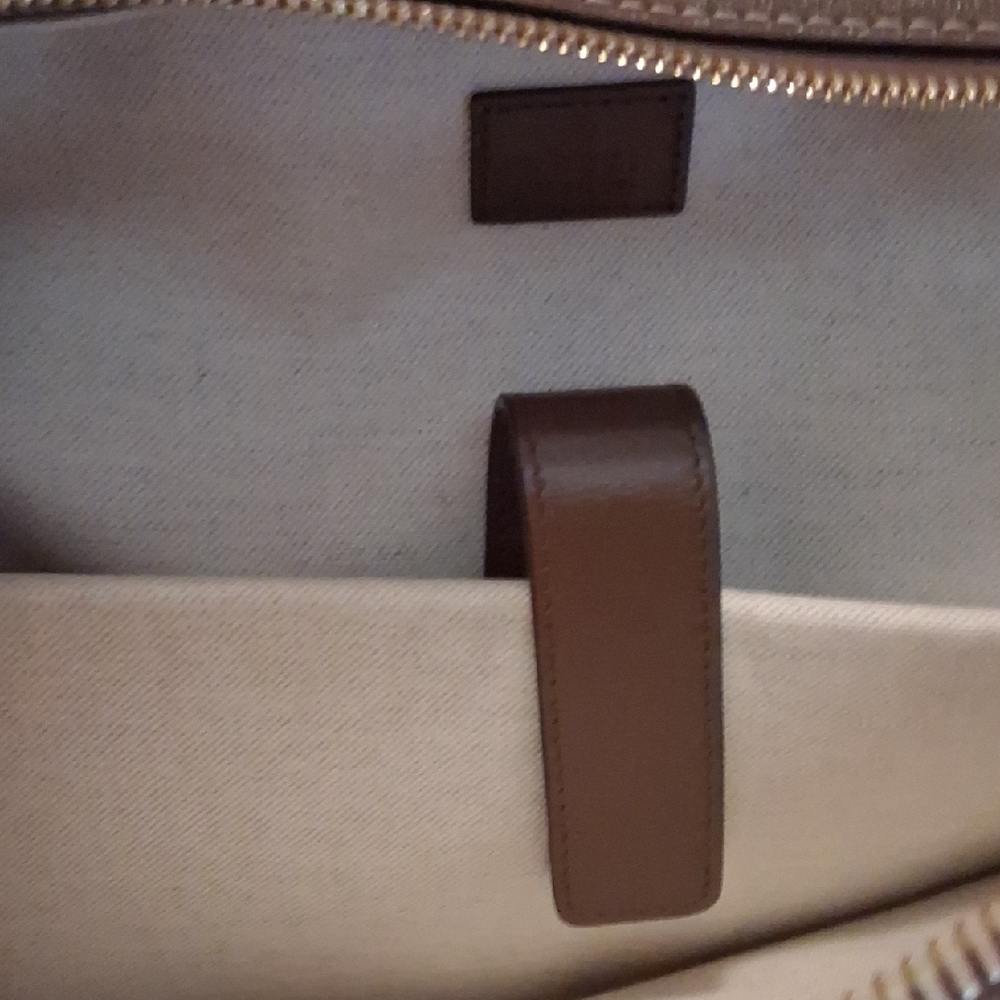 Gucci Beige Drawstring Backpack - image 8